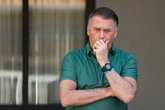 Bolsonaro tem pena maior que as de 2 ex-presidentes, incluindo Lula
