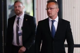 Hungria diz que romper contratos com a Rússia “pode custar caro à UE”