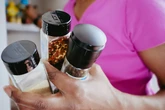 Temperos comuns atuam como um detox natural para o fígado; saiba quais