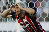 Calleri, do São Paulo, se manifesta após boatos de novo relacionamento