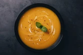 Nutrólogo ensina a fazer sopas saborosas que ajudam a emagrecer