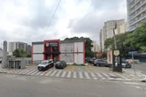 Funcionário de restaurante é esfaqueado em alojamento de bairro nobre