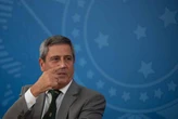 Defesa de Braga Neto pede acariação com coronel Mauro Cid