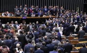 Desde a redemocratização, ao menos 49 deputados perderam os mandatos