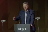 Tarcísio critica novo contrato com a Enel e pede quebra da concessão