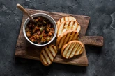 Caponata de casca de banana: sabor, economia e zero desperdício