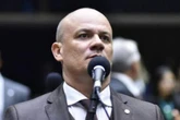 Deputado bolsonarista denuncia “perseguição” pelo STF e recebe apoio