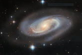 Hubble encontra buraco negro 174 milhões de vezes maior que o Sol