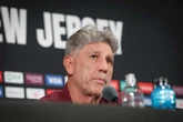 Renato Gaúcho dispara contra empresários: “Fluminense tem comando”