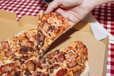 Confira 3 dicas práticas para comer pizza sem engordar