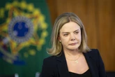 Gleisi diz ao STF que discorda de audiência de conciliação com Gayer