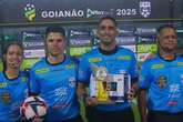 De forma inédita, árbitro de Goiás ganha premiação de melhor do jogo