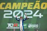 Pedro Cardoso é campeão da segunda temporada do TCR Brasil