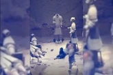 Turista quebra estátuas dos Guerreiros de Terracota na China. Vídeo