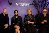 Tim Burton e Jenna Ortega revelam segredos da 2ª temporada de Wandinha