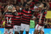 Atacante titular desfalca o Flamengo contra a LDU. Saiba o motivo