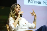 Fernanda Lima encanta plateia no Metrópoles Talks, em São Paulo