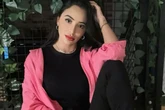 Veja o momento em que a mãe ataca ex-dançarina do Faustão com uma faca