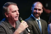“Já mandei R$ 2 milhões, não tenho mais”, diz Bolsonaro sobre Eduardo