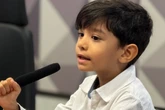 Vídeo: minimédico de 6 anos encanta web ao discursar no Senado