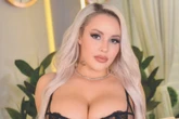 Famosa atriz pornô conhecida como “rainha do oral” morre aos 28 anos