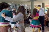 Vídeo: Janja e ministro de Lula dançam tango com palhaços em agenda