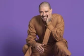 Diogo Nogueira comemora primeiro show no Theatro Municipal do RJ