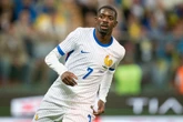 PSG se irrita com a seleção francesa após lesão de Dembélé, diz jornal
