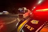Cocaína e perseguição: caminhoneiro é preso após fugir por 30 km. Veja