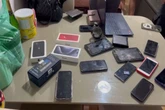 RJ: polícia desmantela grupo que roubava celulares e os vendia on-line