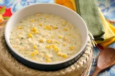Nutritivo, este creme de milho rápido vai virar sua receita favorita