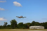 Avião cai em montanhas nos EUA, mata menina e fere 3 da mesma família