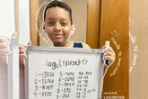 Menino de 11 anos cria fórmula matemática e impressiona especialistas