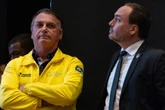 Bolsonaro confirma Carlos ao Senado em Santa Catarina e explica motivo