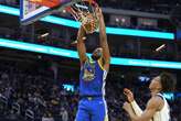 Warriors vencem Mavericks em tarde de homenagem a Iguodala