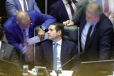 Após reação popular, Centrão vê freio na Anistia e Motta na berlinda
