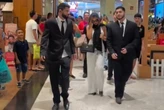 Vídeo: jovem finge ser famosa e leva “fãs” à loucura em shopping no DF