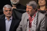 Embaixador da Palestina é saudado pela militância em encontro do PT