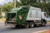 Idosa ficou 7 dias sem luz no DF após caminhão do SLU arrancar fiação