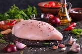 Cansado de comer peito de frango? Veja 10 carnes tão magras quanto
