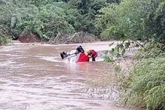 Chuvas no RS: duas pessoas morrem ao tentar atravessar área alagada