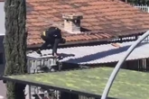 Ladrão invade casa da Asa Norte pelo telhado e furta roupas. Vídeo
