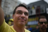 RJ: Flávio diz que verdadeira trama golpista é julgamento de Bolsonaro