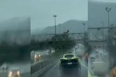 McLaren milionária perde pneu em Florianópolis