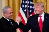 Trump sugere perdão a Netanyahu em julgamento por corrupção: “Herói”