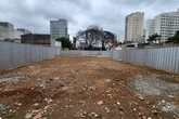 Obra de empreendimento de alto padrão “engole” viela de Moema