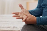 Neuro indica o melhor esporte para aliviar os sintomas de Parkinson