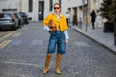 Nostálgicas, bermudas jeans longas estão de volta como tendência
