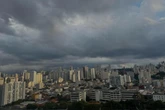 Inmet coloca SP em duplo alerta: queda de temperatura e chuvas fortes