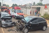 Duas pessoas ficam feridas após colisão frontal em Taguatinga; veja